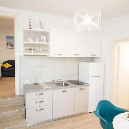 Apartmani Ferdinanda Kustići Kültér fotó