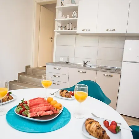 Apartmani Ferdinanda Kustići Kültér fotó
