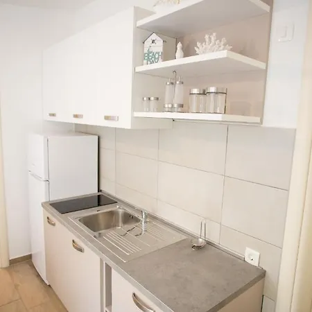 Apartmani Ferdinanda Kustići Kültér fotó