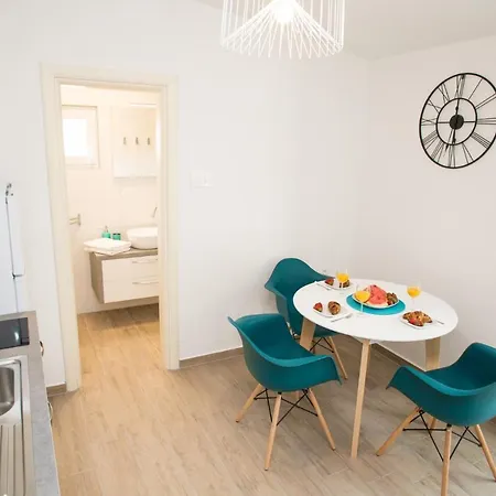 Apartmani Ferdinanda Kustići Kültér fotó